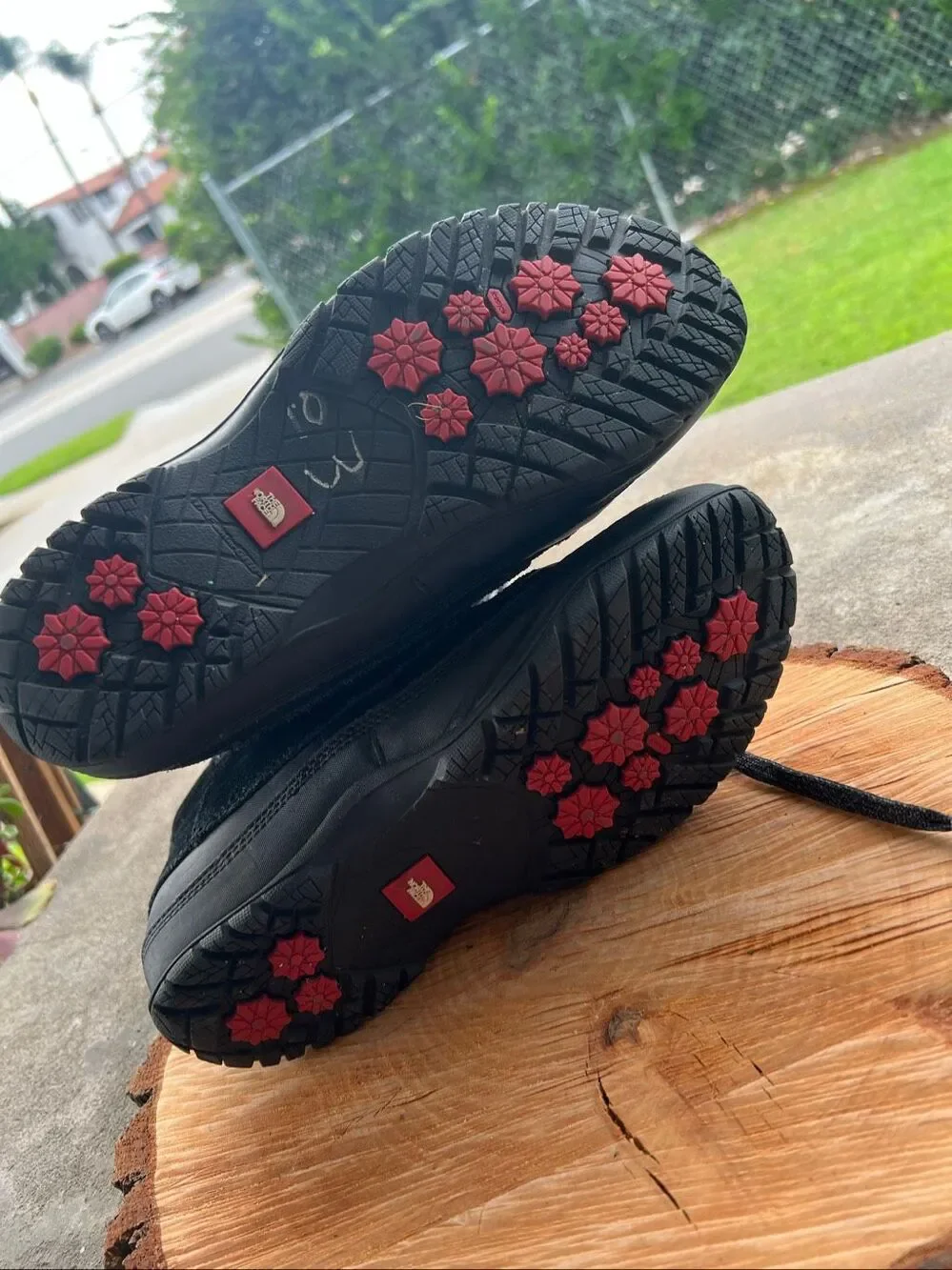 THE NORTH FACE NUPTSE PURNA BOOT Black WOMEN'S Size 6.5